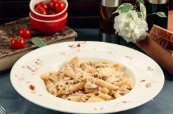 طرز تهیه پاستا آلفردو