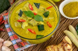 طرز تهیه سوپ مرغ برای سرماخوردگی (xvc jidi s,\ lvy)